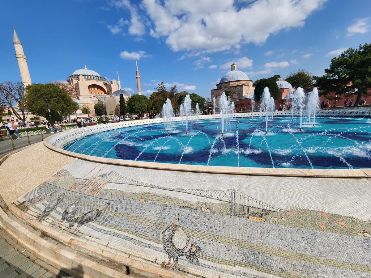 Sultanahmet neighborhood - Sultanahmet square and Hagia Sophia